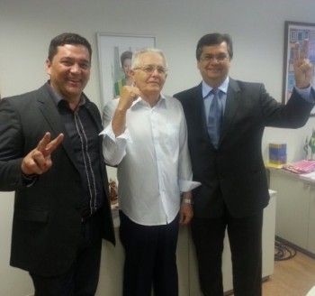 Vice-prefeito Sérgio Ricardo Viana Bastos ao lado do seu pai e do governador Flávio Dino