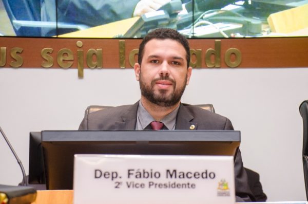 Deputado Fábio Macedo