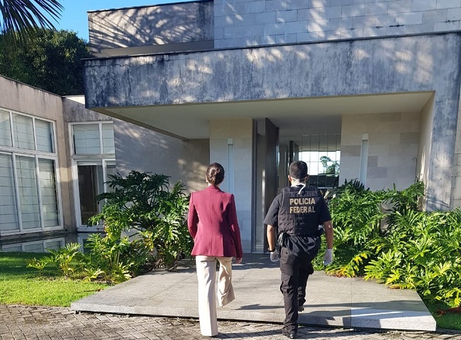 Polícia Federal realiza buscas na casa do governador, Helder Barbalho