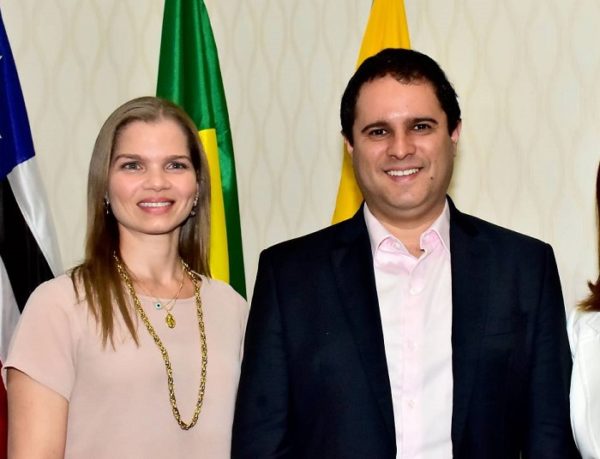 Nova secretária Natália Ribeiro e o prefeito Edivaldo Holanda